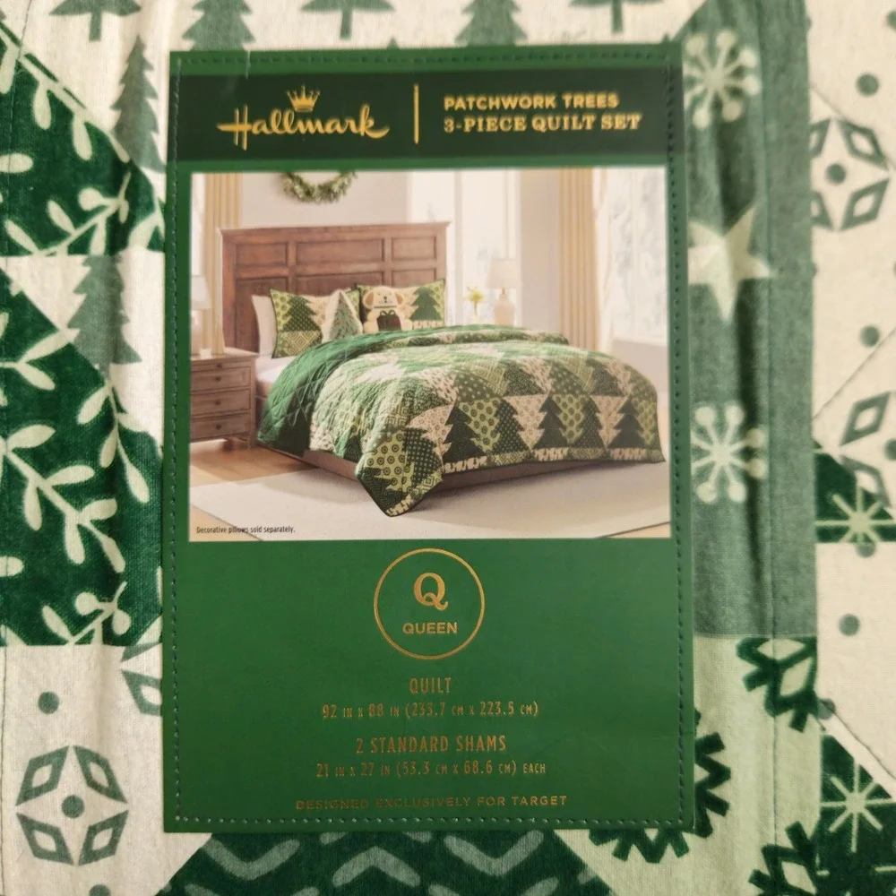 New! Hallmark 3-Piece Patchwork Holiday Quilt Sham Set Queen Green Tree Winter